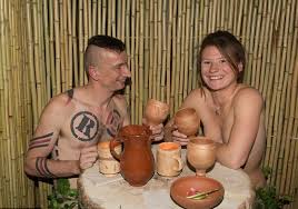 裸体餐厅|撑了15个月法首家裸体餐厅要关门啦！ | 中國報China Press