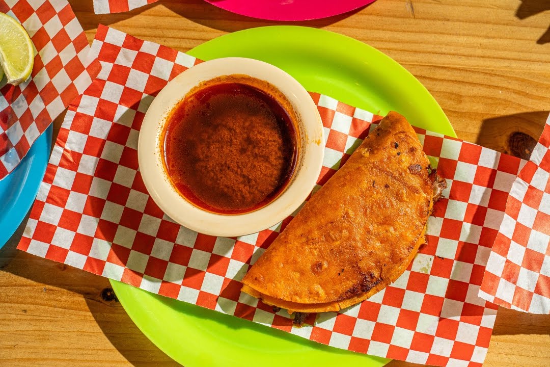 Carbón Carbón - Taquería & Galería by null