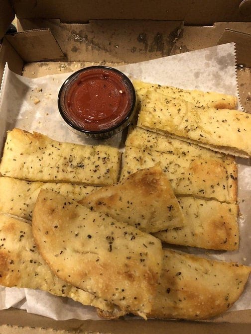 Lucci's Place by null