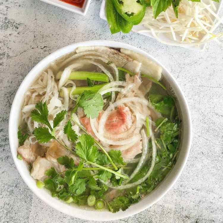 Superior Phở by null