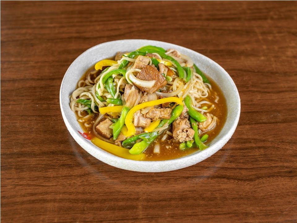 Master Noodle (Edina) by null