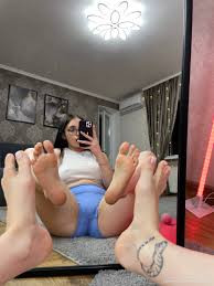 Stare at your yoga teachers feet jpg x Yoga feet