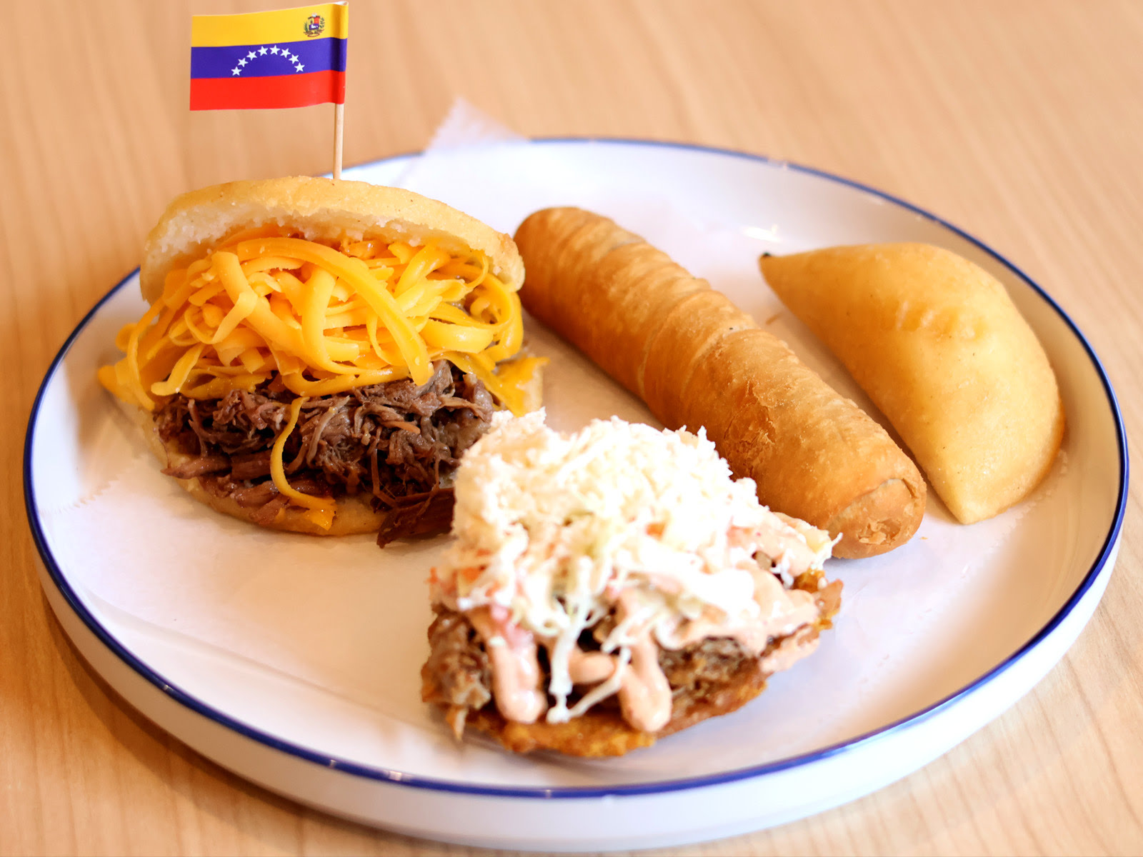 AREPA PA LOS PANA inc. by null