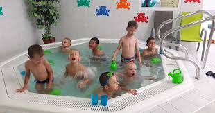 rajce  [[[[deti idnes rajce bath 12|Child Girl Bathe Summer Bathtub Garden Visiting Village Grandparents —  Stock video © ArtemGromov #636894114