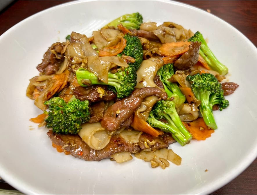 Ray's Rice & Noodle Bar by null