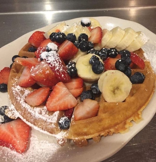 Four Seasons Diner by null