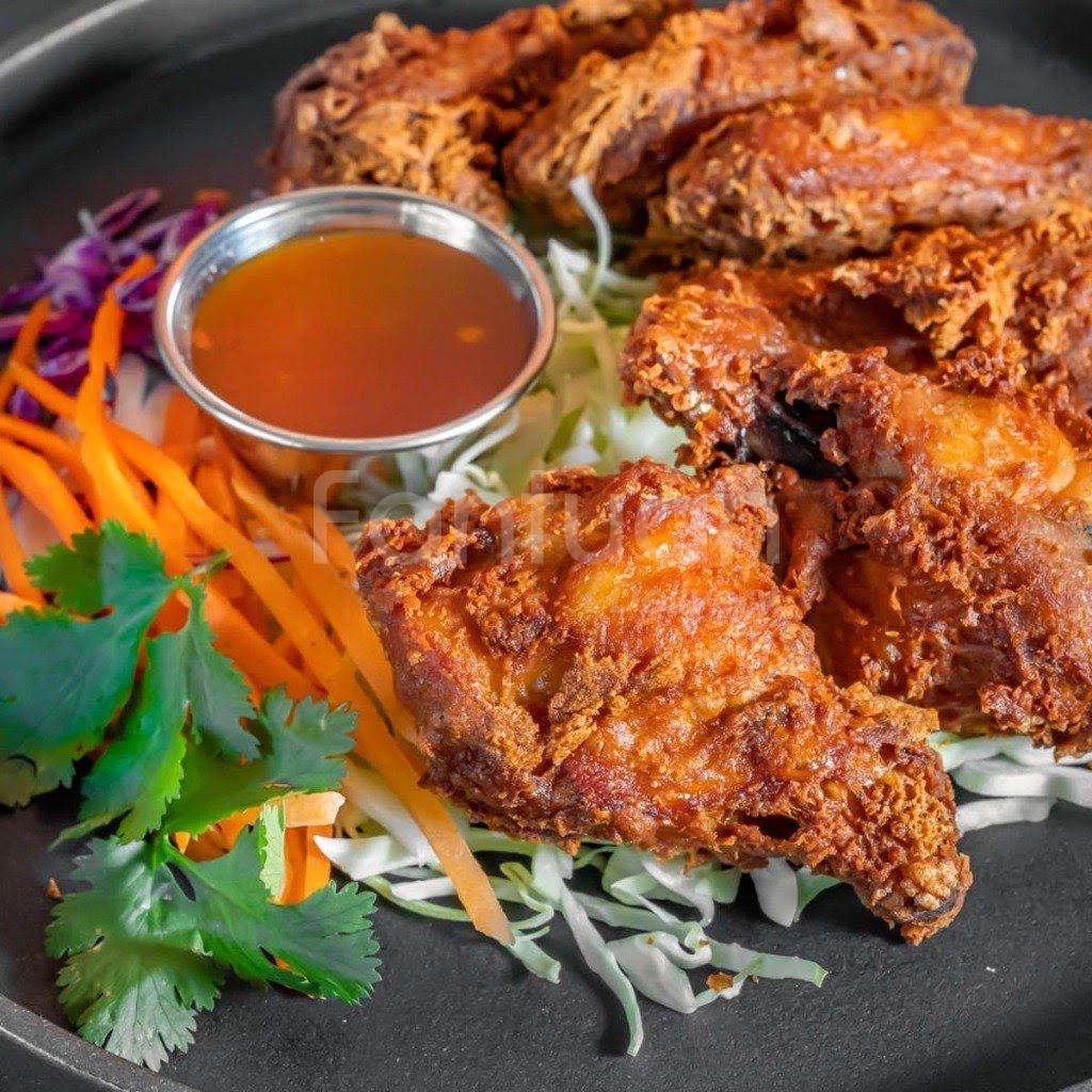 Emporium Thai by null
