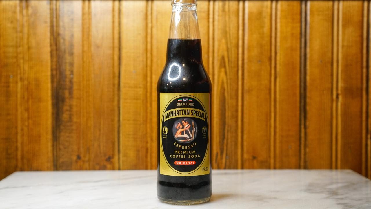 Regina's Grocery UES by null