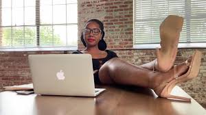 Ebony spread legs jpg x Ebony legs