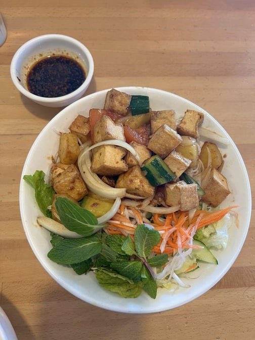 Bốn Mùa | Vietnamese Restaurant by null