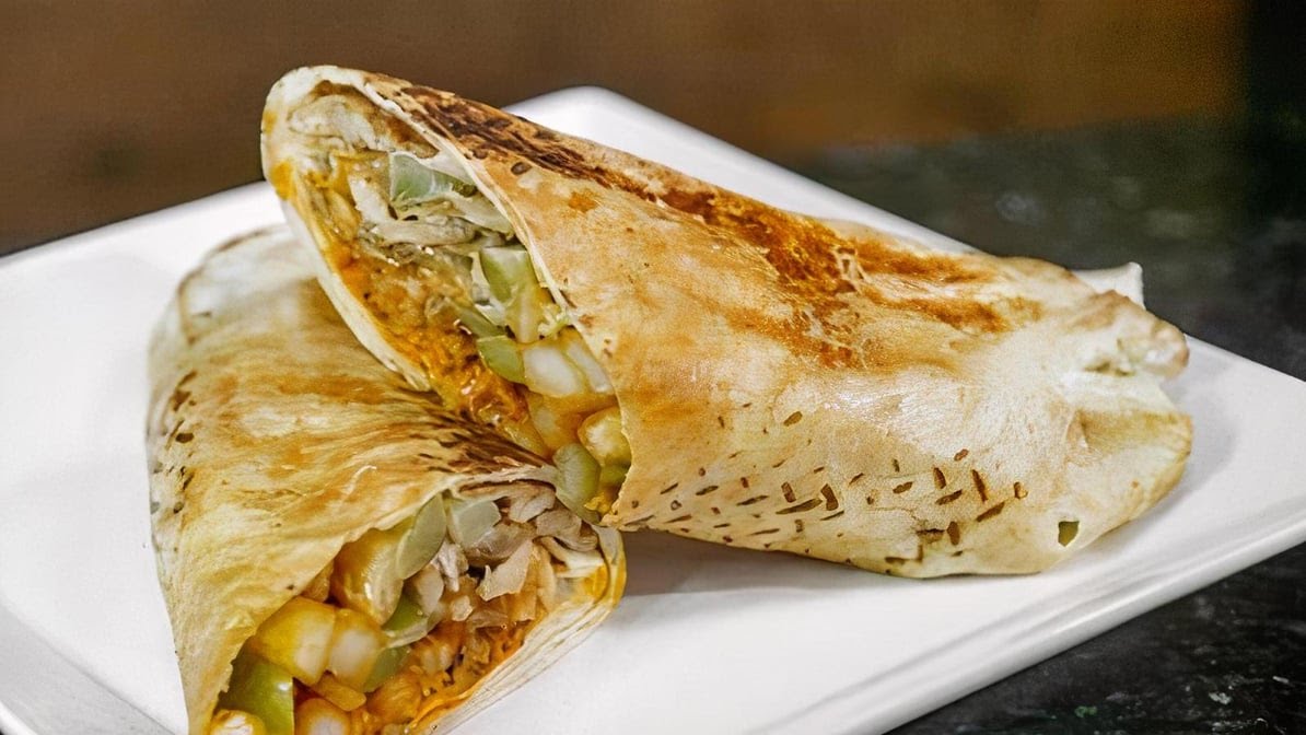 Mozy's Shawarma by null