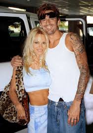 Pamela anderson sex tape stolen millions jpg x Pamela anderson tommy lee