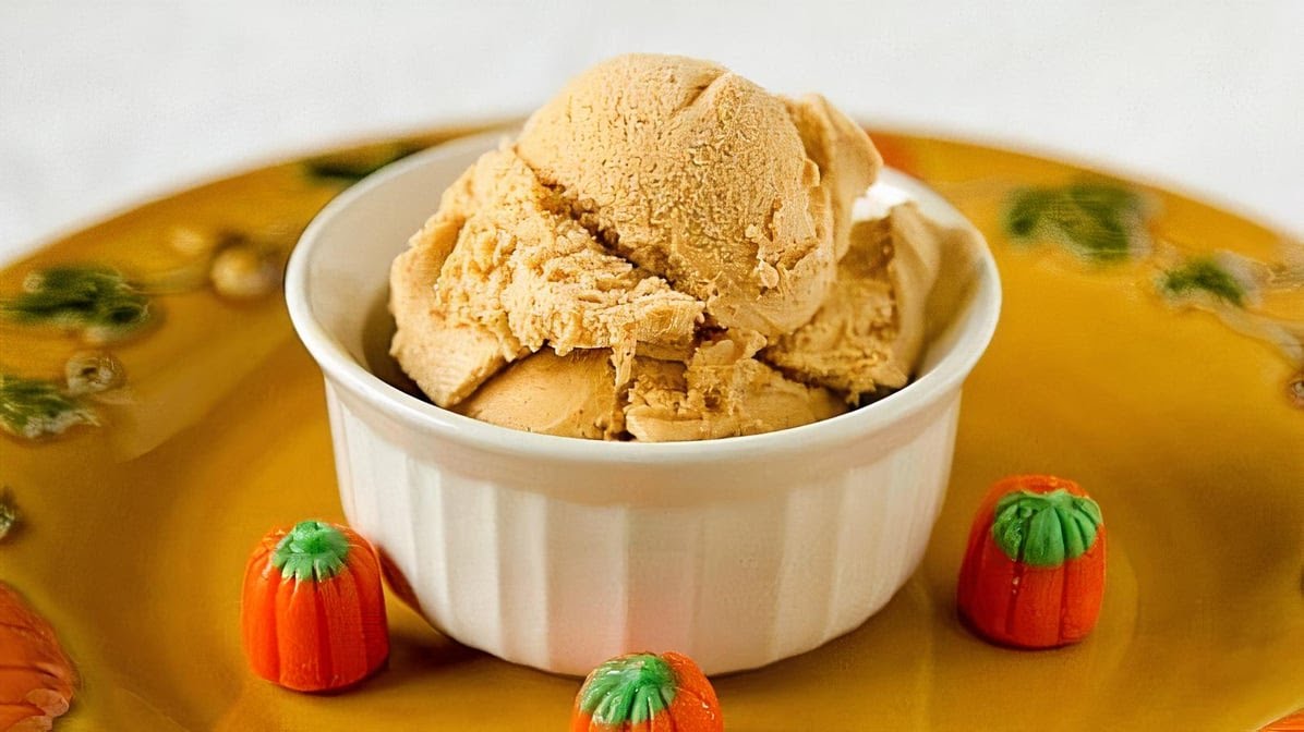 Famous Cookie Creamery by null