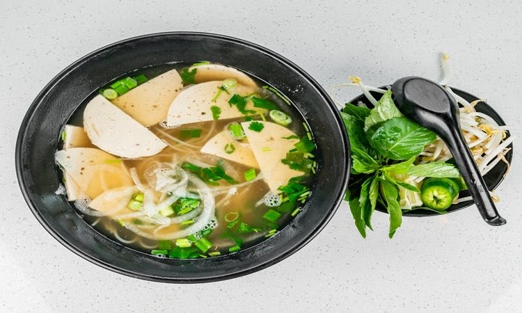 eM Que Viet Restaurant and Bar by null