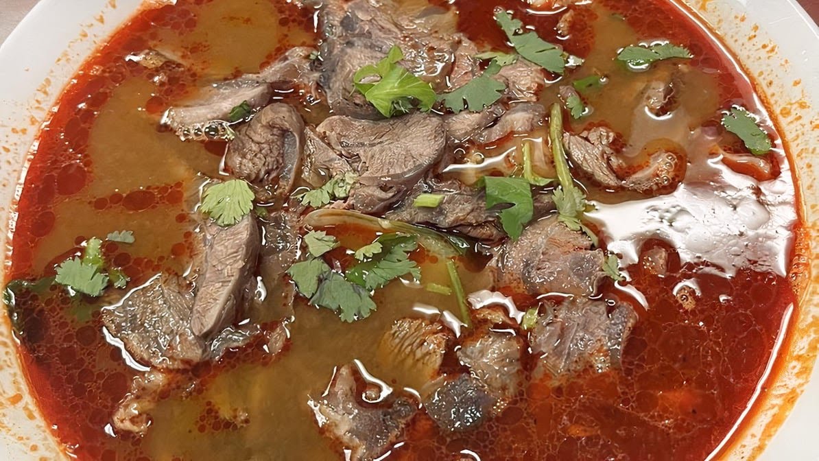 Chen's Noodle House by null