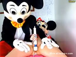 Mi scopo topolino i fuc mickey mouse puppet jpg x Mickey mouse