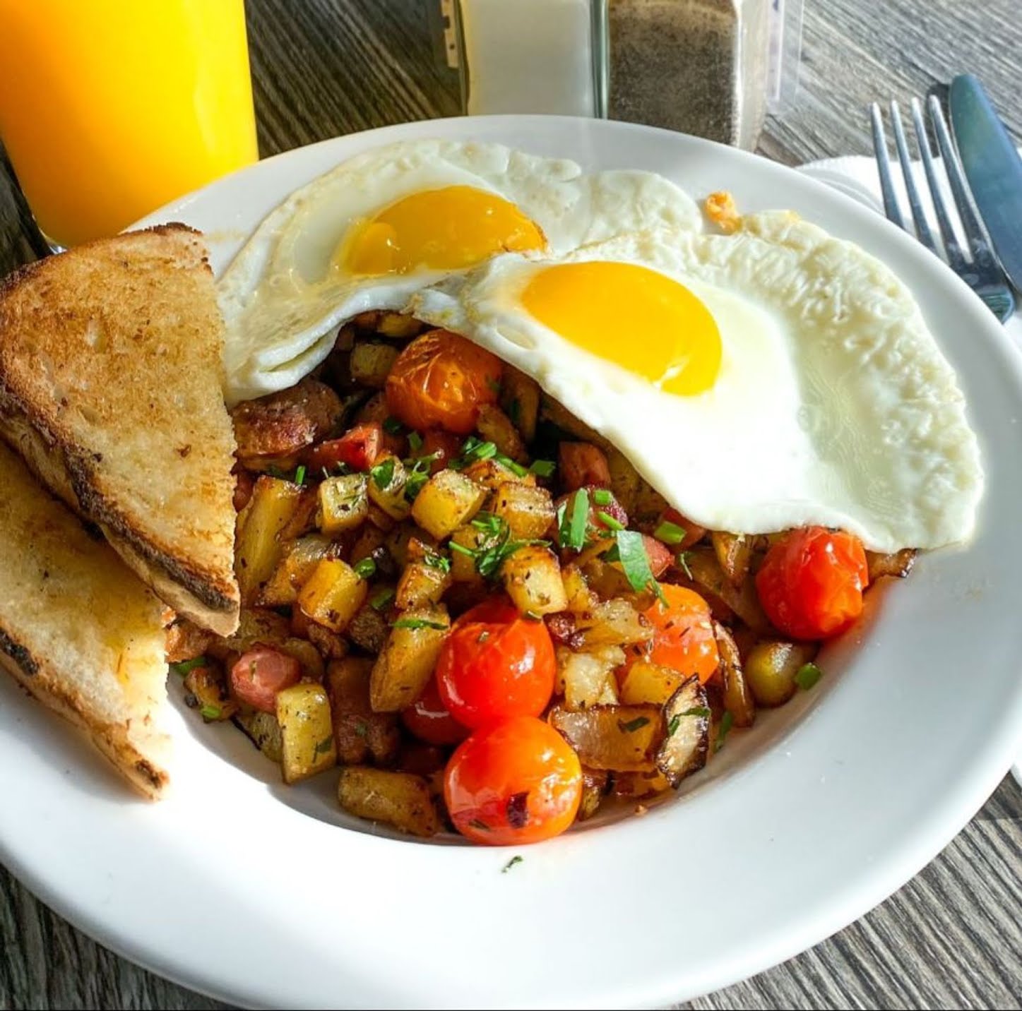 Almond Butterfly Bistro by null