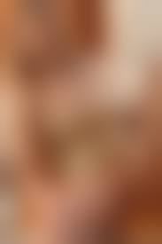 в лифчике без трусов|Сучка без трусов засветила интимную стрижку - фото