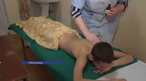 Голый медосмотр в школе|Призывная медкомиссия осматривает призывников. Голые парни. Медосмотр.  Половые органы. Пенис. Член. Мошонка. Головка пениса - смотреть видео онлайн