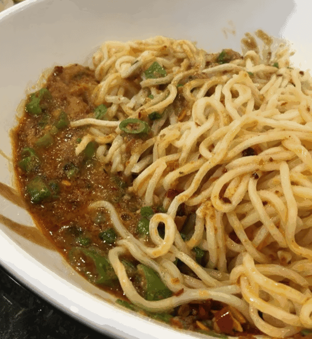 Yunnan Restaurant 云南过桥园 by null