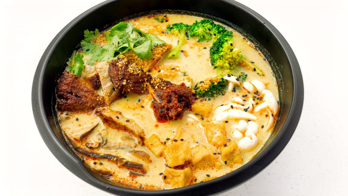 Vinh Loi Tofu by null