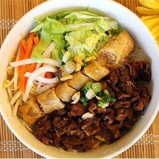 Phở Lemongrass by null