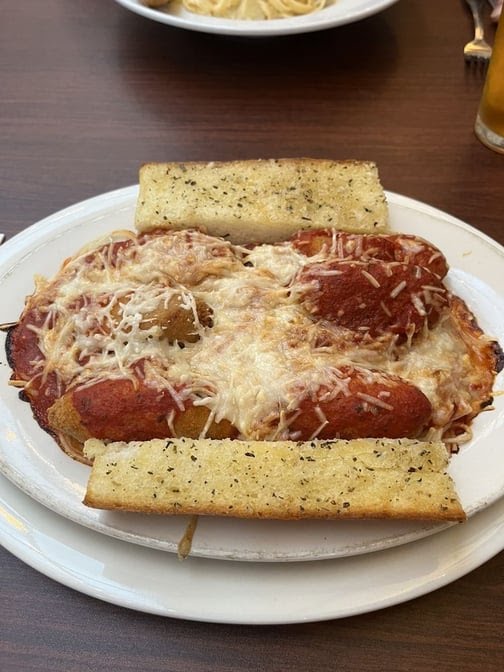 RAZZíS PIZZERíA GREENWOOD by null