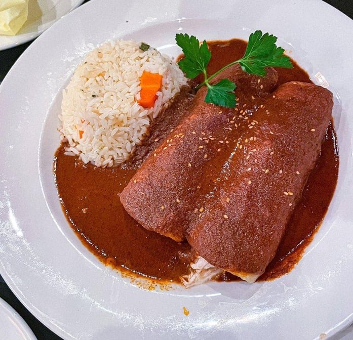 Manuel's by null