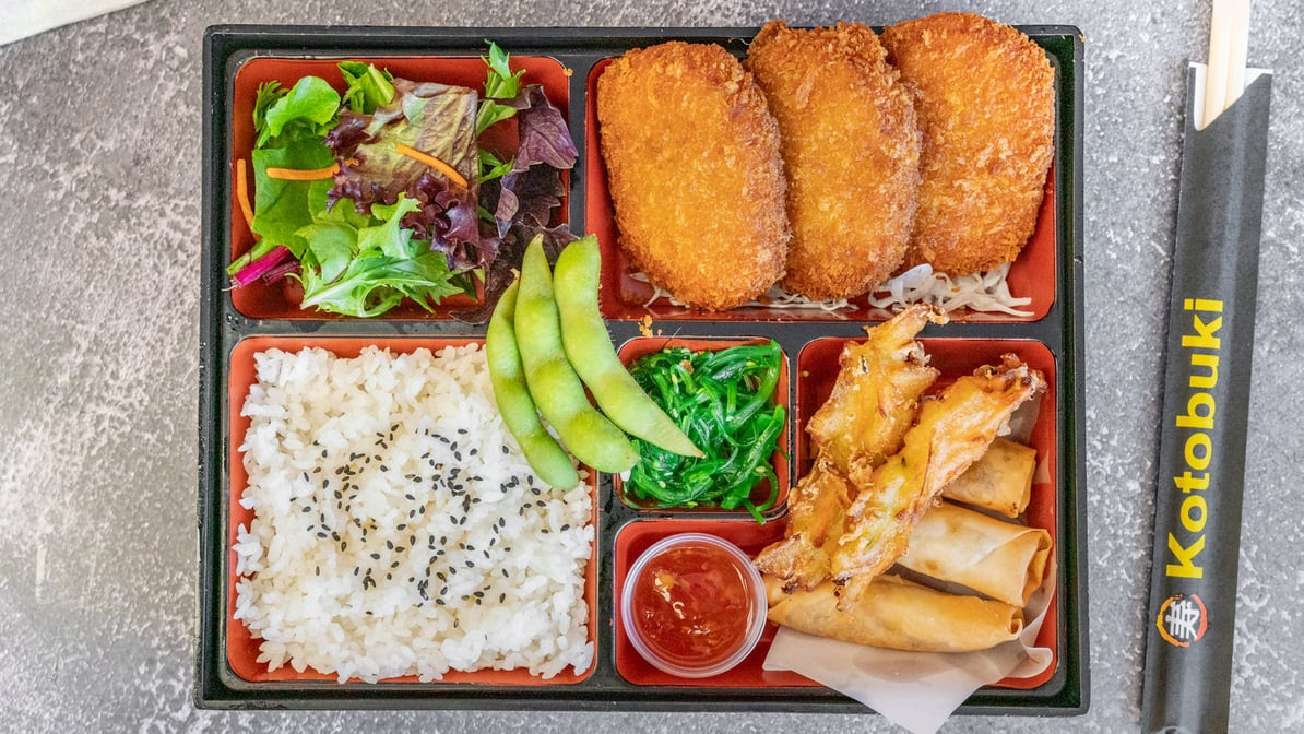 Sushi Kotobuki by null