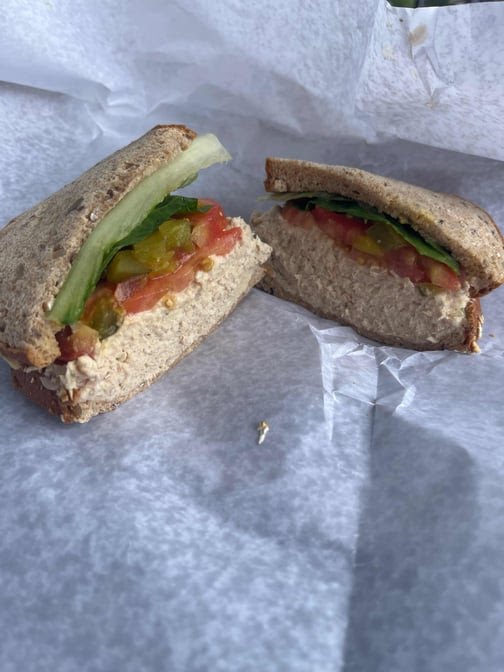 Avenue Deli by null