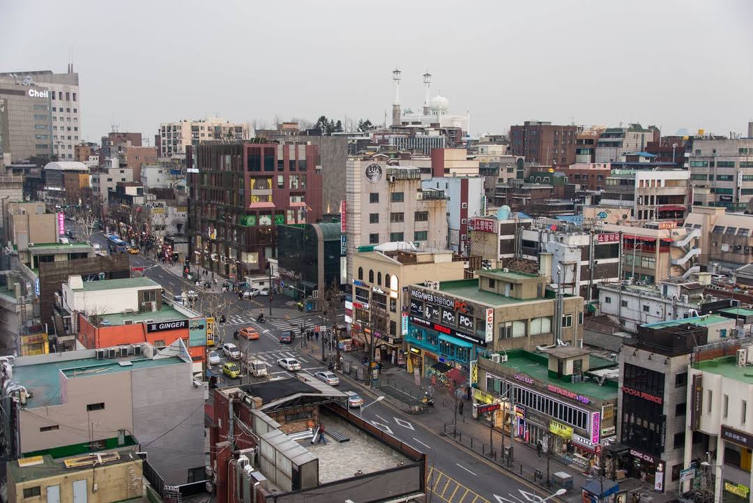 Itaewon-dong by Google