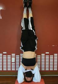 임여은 물구나무|이거 몸또 당할뻔 한거냐??? | 짤방 | 일베저장소