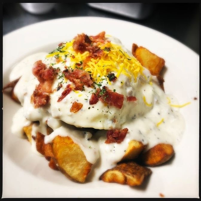 Mouton's Bistro & Bar by null