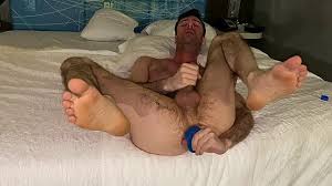 Mxbeaaagwobaaaa o niwuytt jpg x Self fist