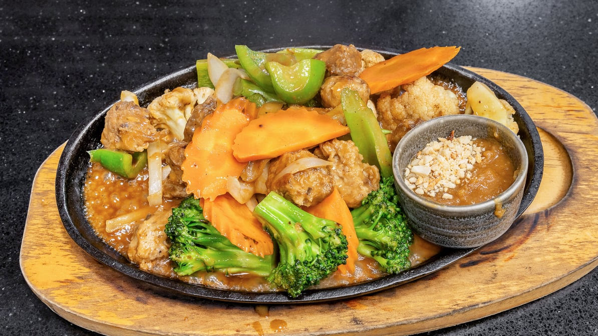 Au Lac Dickson Vegan Cuisine by null