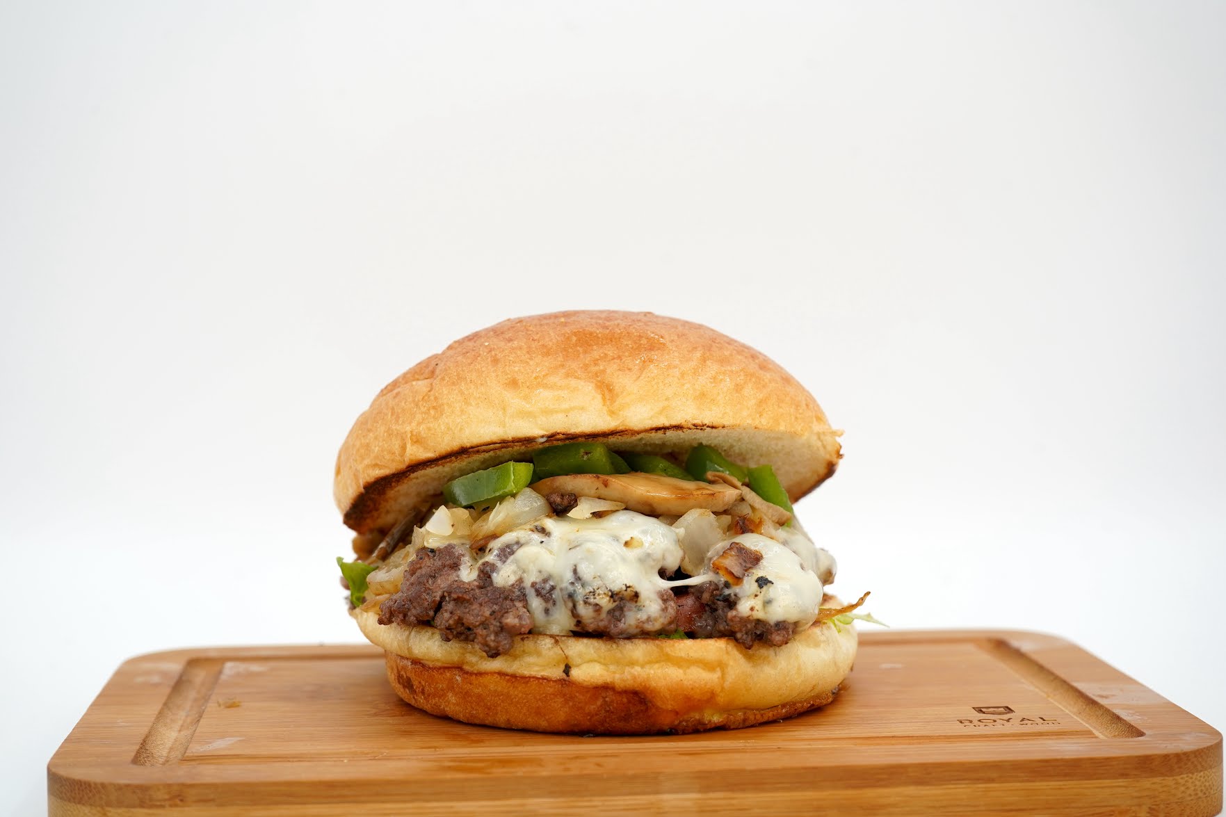 Moe'z Famous Cheesesteaks & Burgers by null