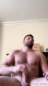 Tw pornstars max deeds the most retweeted pictures and videos for all time jpg x Max deeds