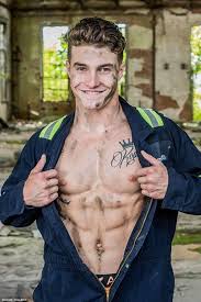 flickr boys nude|File:Nudes at the Iraq War Protest.jpg - Wikipedia