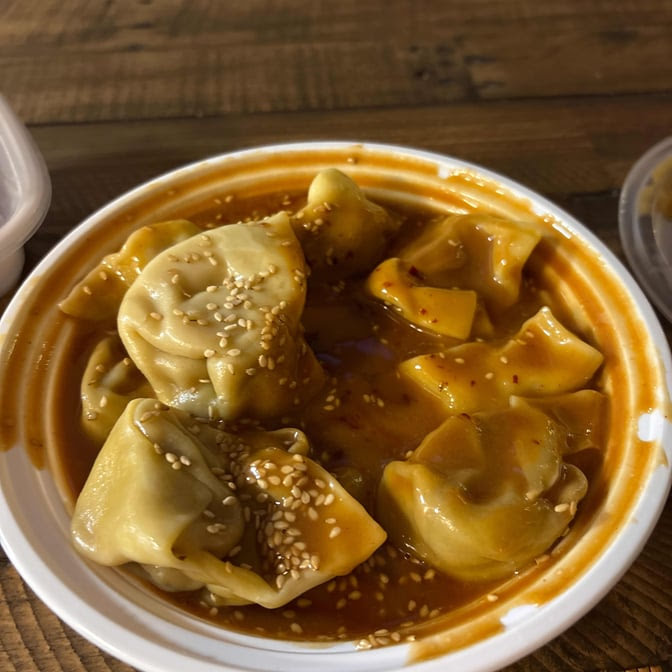 Tasty House Chinese / Hungry Crab Cajun Seafood by null