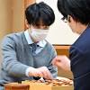 窮地の藤井竜王、9分で見切った手 佐々木七段「気づいたら負けに」