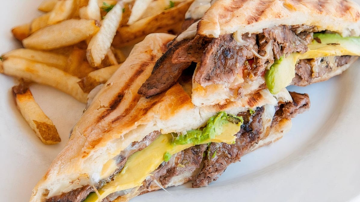 Greens N Grills by null