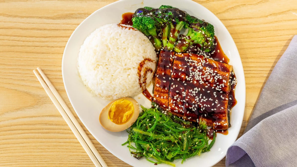 Wen's Yunnan Noodle & Ramen 云南米线 by null
