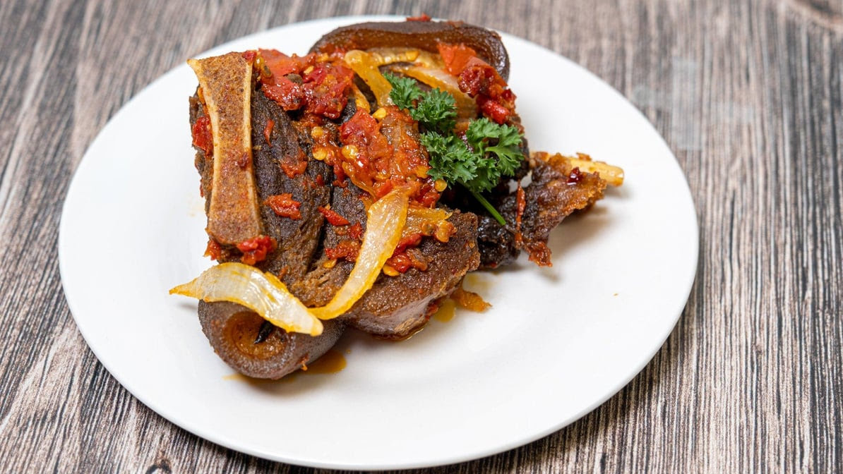Tailat Kitchen (Nigerian Cuisine) by null