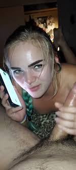 Girl sucks dick while talking to boyfriend on phone porn gif jpg x Dick while on the phone