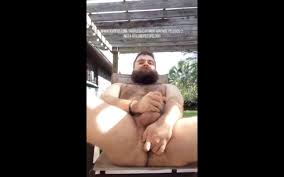 Urso gay levando fudendo jpg x Urso gay peludo