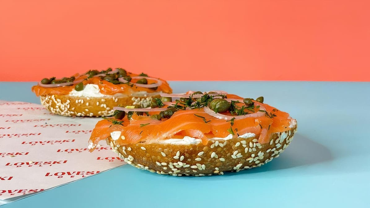 Loveski Deli by null