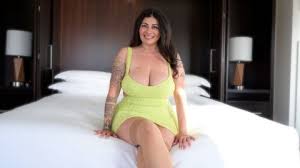 Mom pov big tits jpg x Mom pov big tits