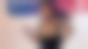 ダンス　胸ちら  gif|胸ちら】ダンス教室のLIVEで衣装が段々ズレておっぱいポロりしながら踊る | チラ見せガールズ