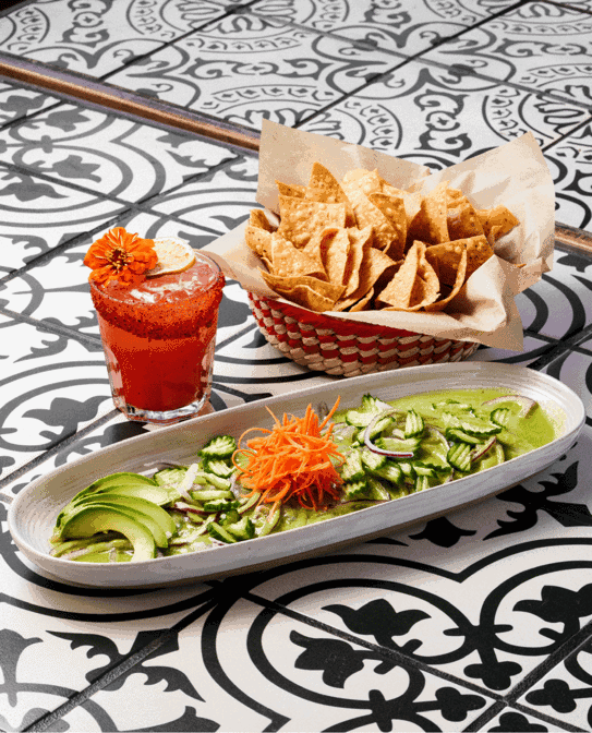 Four Tunas Fish & Bar Oceanside by null