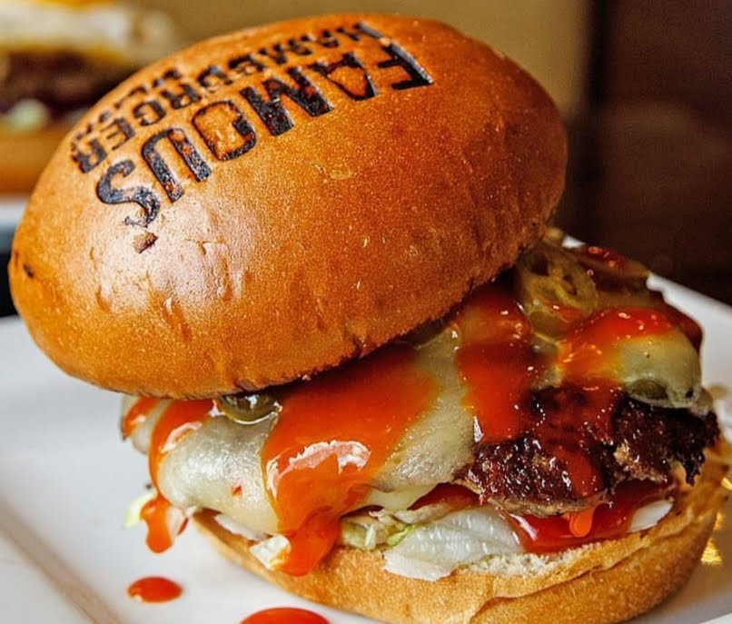 Famous Hamburger by null